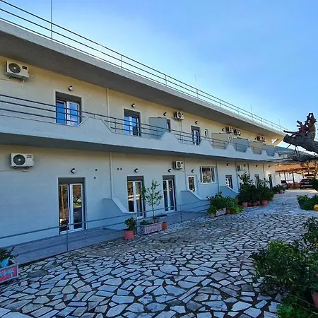 Apartment Amarandos Studios - & *